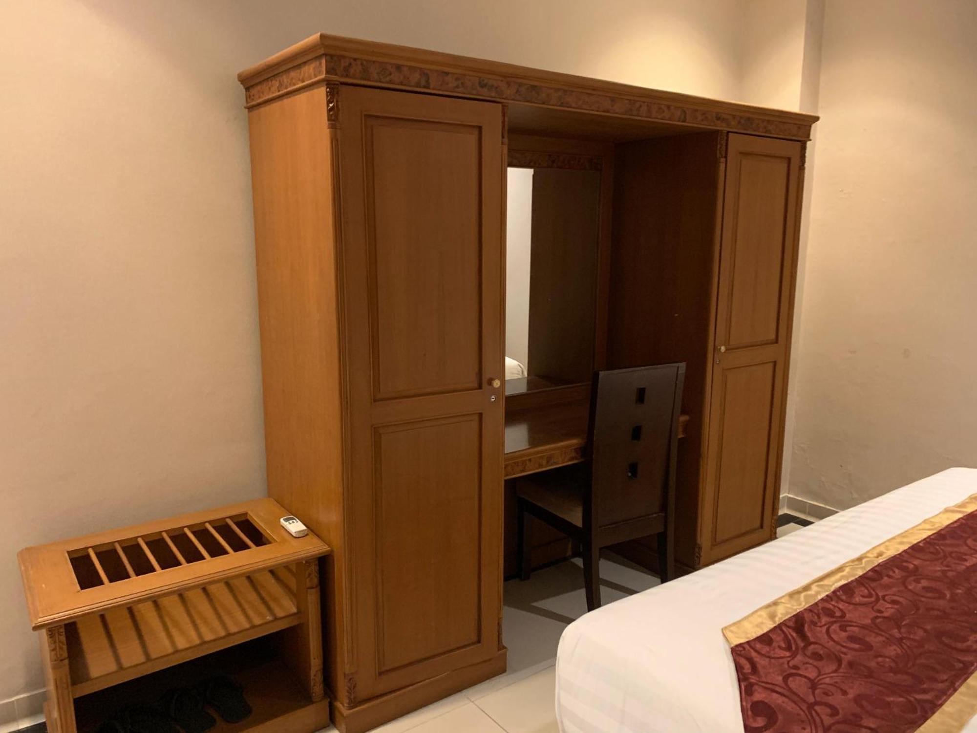 Enhaii Hotel Bandung Exteriör bild