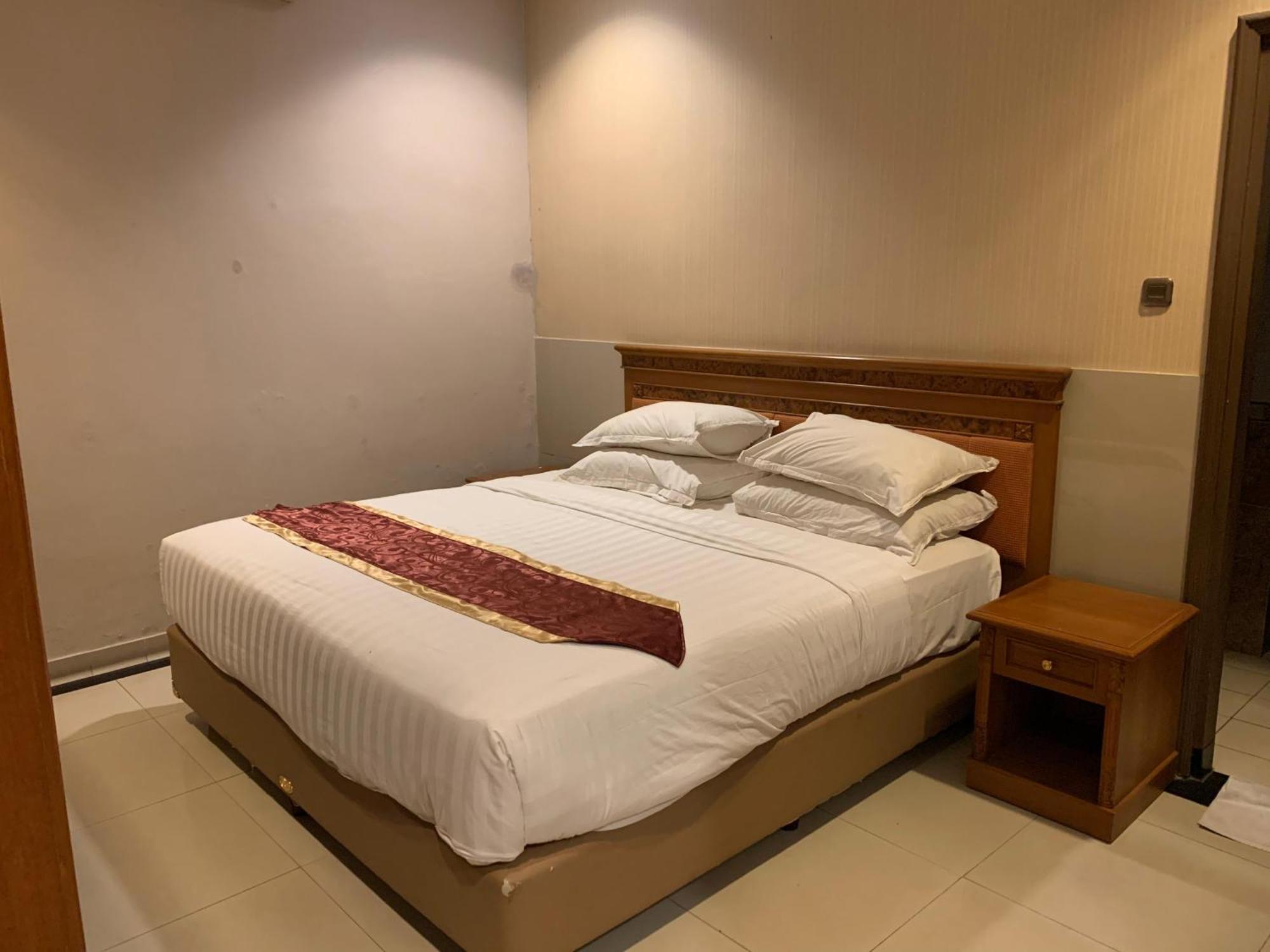 Enhaii Hotel Bandung Exteriör bild