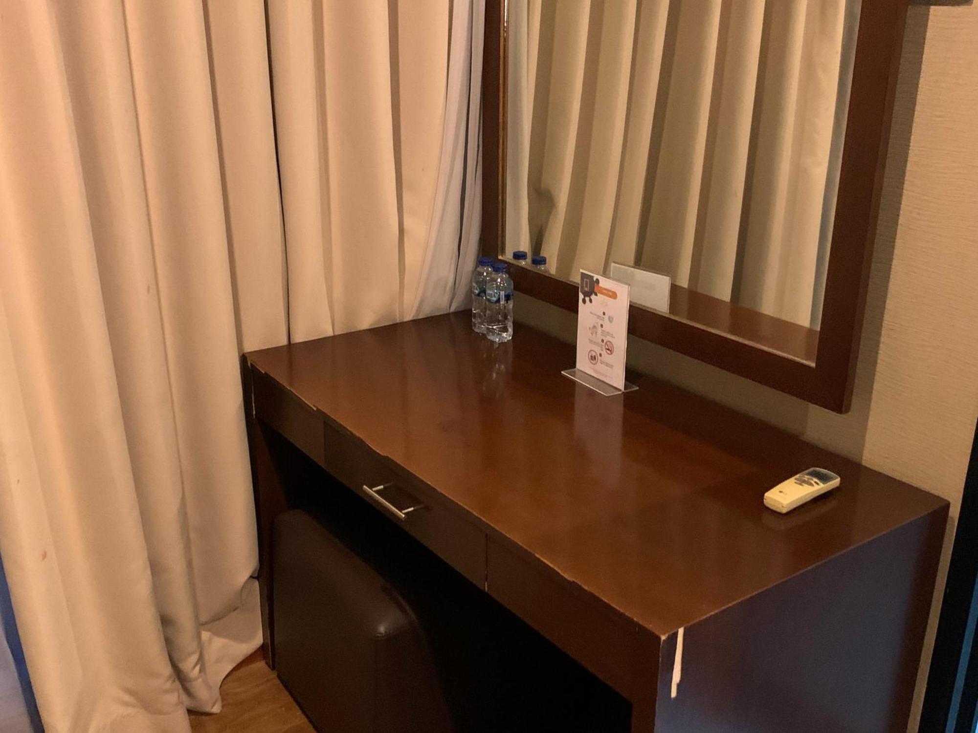 Enhaii Hotel Bandung Exteriör bild